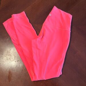 Lululemon size 6 leggings

Bright pink